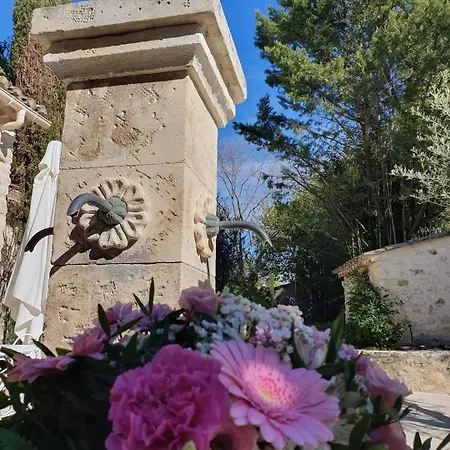 Bed & Breakfast Des Aires - D'hôtes - -uzès - Pont Du Gard 4*