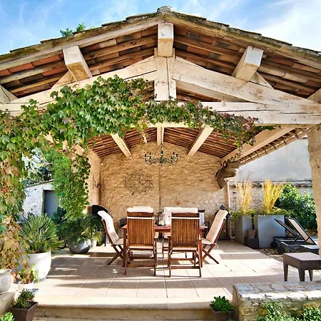 Des Aires - D'hotes - -uzes - Pont Du Gard